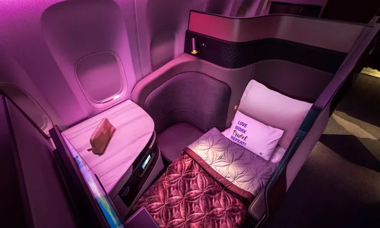 Viajar de classe executiva é uma experiência que combina conforto e luxo, transformando longas horas no avião em momentos agradáveis e relaxantes. Nos últimos anos, as companhias aéreas têm investido fortemente em tecnologia de ponta e design inovador para oferecer aos passageiros um nível de conforto sem igual.
